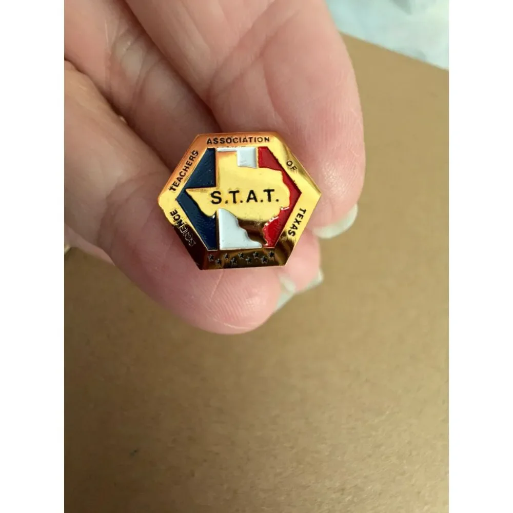 Vtg. S.T.A.T. science teachers association of texas lapel pin